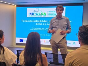 Turismo de Gran Canaria impulsa la competitividad de los alojamientos de San Bartolomé de Tirajana a través de la digitalización y la sostenibilidad
