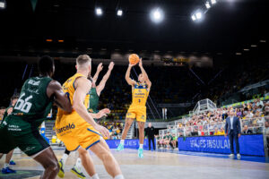 Cajasiete Gran Canaria y Bueno Arenas Albacete Basket se enfrentan en Copa España
