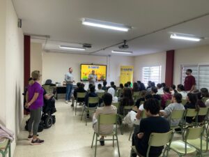 Fundación UD Las Palmas retoma charlas informativas del proyecto DISAFÍO en colegios